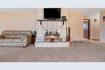 716 Meadow Lane, Manawa, WI 54949 - Photo 9