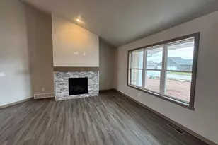 2060 Bear Paw Trail, Kaukauna, WI 54130 - Photo 5