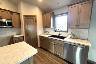 2060 Bear Paw Trail, Kaukauna, WI 54130 - Photo 3