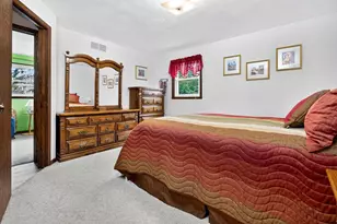 1332 Liberty Ct, Neenah, WI 54956 - Photo 21