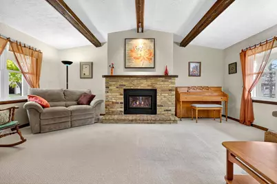 1332 Liberty Court, Neenah, WI 54956 - Photo 5