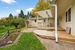 1332 Liberty Ct, Neenah, WI 54956 - Photo 39