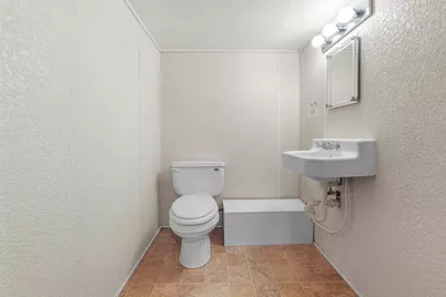 76 W 11th Street, Fond du Lac, WI 54935 - Photo 13