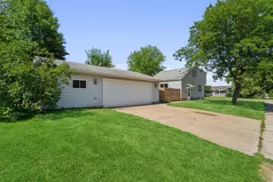 521 E 2nd St, Kimberly, WI 54136 - Photo 25