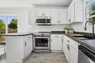 521 E 2nd St, Kimberly, WI 54136 - Photo 11