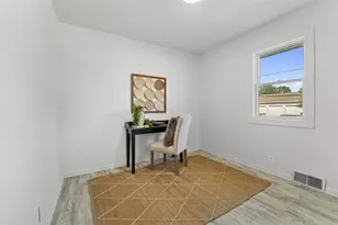 521 E 2nd St, Kimberly, WI 54136 - Photo 5