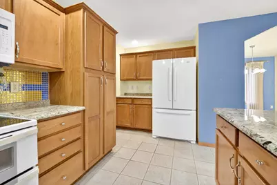 4733 Westbrook Court, Appleton, WI 54913 - Photo 9