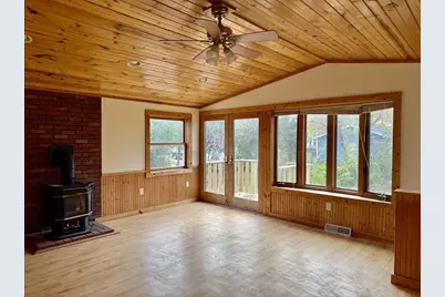 17 W Linwood Avenue, Oshkosh, WI 54901 - Photo 15