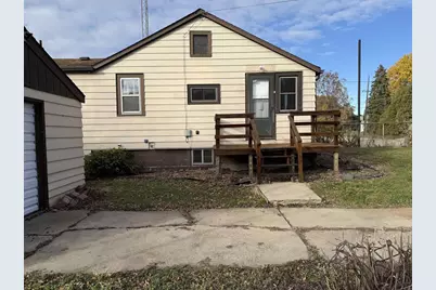 17 W Linwood Avenue, Oshkosh, WI 54901 - Photo 5