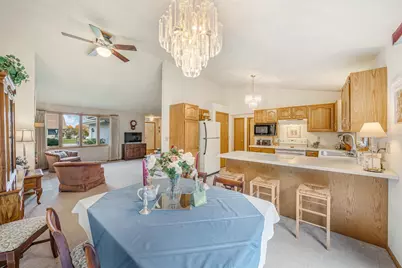 925 Pleasantview Avenue, Little Chute, WI 54140 - Photo 13