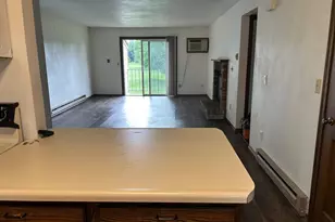 1735 Maricopa Dr, Oshkosh, WI 54904 - Photo 9