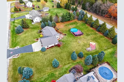 2378 Autumn Ridge Trail, Green Bay, WI 54313 - Photo 5