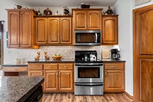 2378 Autumn Ridge Trail, Green Bay, WI 54313 - Photo 45