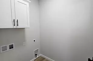 706 Tambour Ct, De Pere, WI 54115 - Photo 19