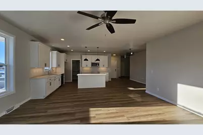 706 Tambour Court, De Pere, WI 54115 - Photo 5