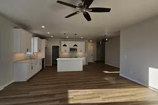 706 Tambour Ct, De Pere, WI 54115 - Photo 5