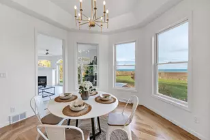 17707 Lakeshore Rd, Two Rivers, WI 54241 - Photo 5