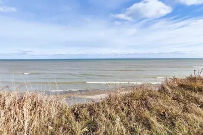 17707 Lakeshore Road, Two Rivers, WI 54241 - Photo 27