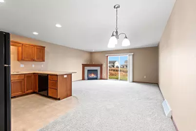 2171 Trailside Lane, De Pere, WI 54115 - Photo 7