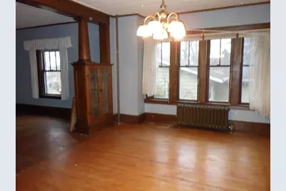 29 N Clinton Avenue, Clintonville, WI 54929 - Photo 7