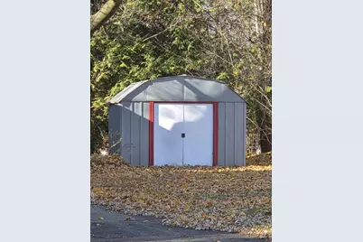 29 N Clinton Avenue, Clintonville, WI 54929 - Photo 3