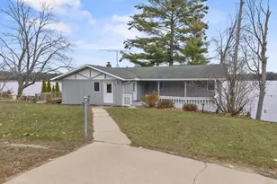 N2646 Rustic Cir, Clintonville, WI 54929 - Photo 3