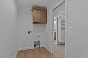 W5604 Tonys Way, Appleton, WI 54915 - Photo 19