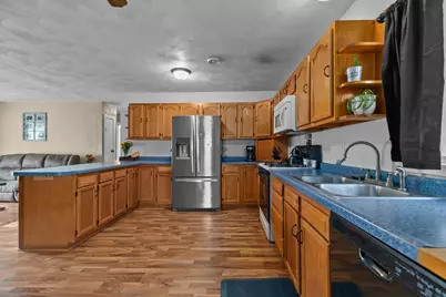 187 Greenwood Street, Berlin, WI 54923 - Photo 7