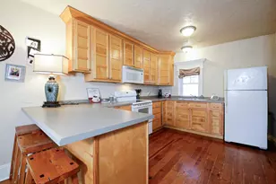 1424 E College Ave, Appleton, WI 54915 - Photo 7