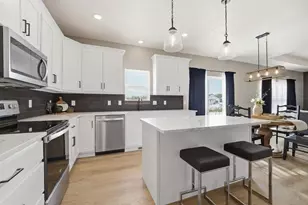 W2343 Ethan Dr, Freedom, WI 54913 - Photo 9