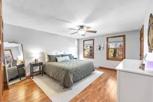 2074 Bradbury Ln, Green Bay, WI 54313 - Photo 11