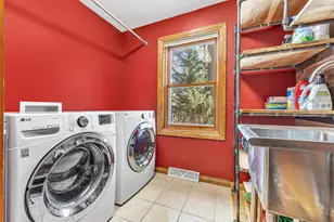 2074 Bradbury Ln, Green Bay, WI 54313 - Photo 19