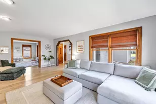 2074 Bradbury Ln, Green Bay, WI 54313 - Photo 7