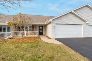 2290 Patriot Ln #B, Oshkosh, WI 54904 - Photo 43