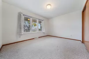 2290 Patriot Ln #B, Oshkosh, WI 54904 - Photo 29