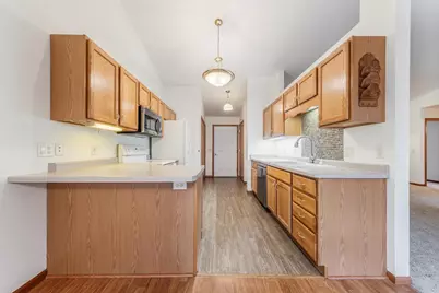 2290 Patriot Lane #Unit B, Oshkosh, WI 54904 - Photo 19