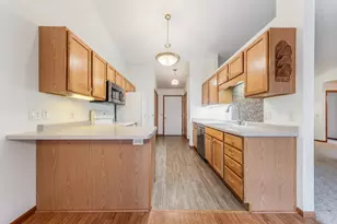 2290 Patriot Ln #B, Oshkosh, WI 54904 - Photo 19