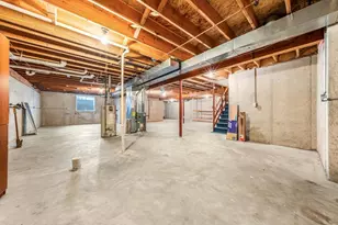 2290 Patriot Ln #B, Oshkosh, WI 54904 - Photo 37