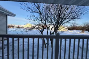 2290 Patriot Ln #B, Oshkosh, WI 54904 - Photo 3