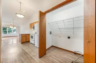 2290 Patriot Ln #B, Oshkosh, WI 54904 - Photo 33