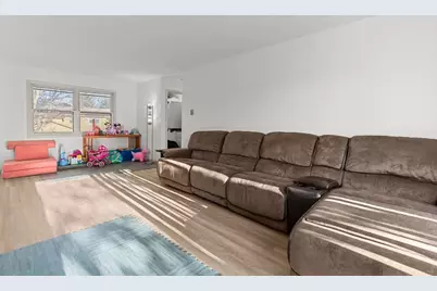 1110 Daniel Court #49, Neenah, WI 54956 - Photo 3