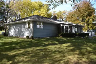 3856 Knapp St, Oshkosh, WI 54902 - Photo 3