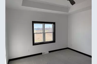 3970 Hemlock Court, Oshkosh, WI 54904 - Photo 7