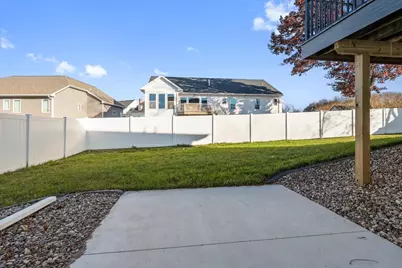 1104 Bay Mist Drive, Green Bay, WI 54311 - Photo 35