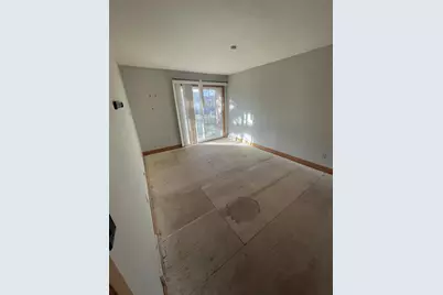 721 W 9th Avenue, Oshkosh, WI 54902 - Photo 11