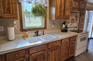 807 E Linden Ave, Manitowoc, WI 54220 - Photo 23