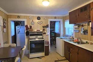 425 S East St, Plainfield, WI 54966 - Photo 3