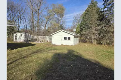 425 S East Street, Plainfield, WI 54966 - Photo 15