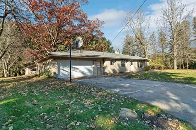 3047 S Pine Tree Road, Oneida, WI 54155 - Photo 5