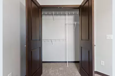 1715 Sovereign Way, Neenah, WI 54956 - Photo 23